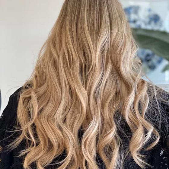 Long beachy blonde waves